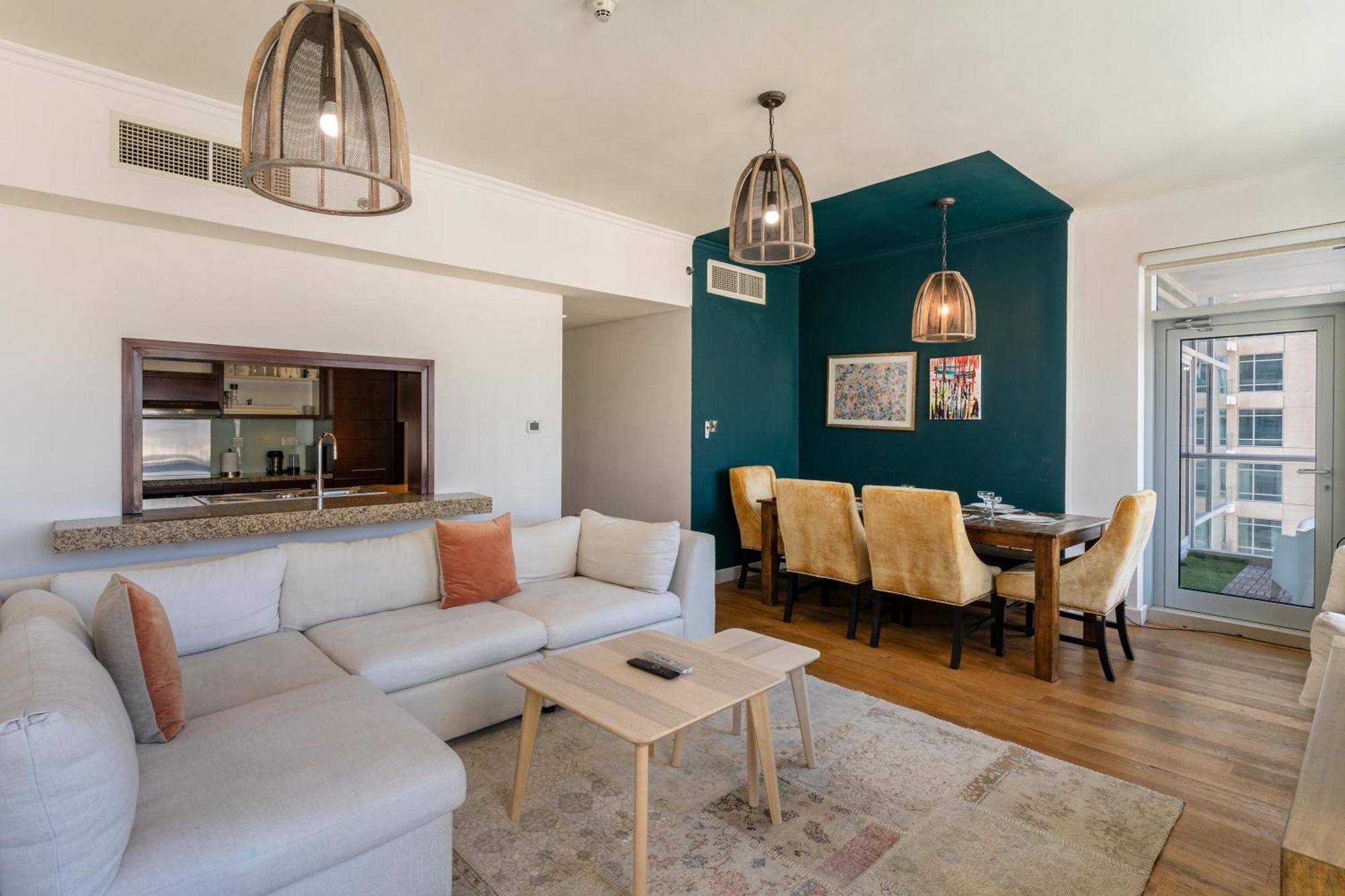 Chic 2Br Apartment, Prime Location Near Dubai Mall - Allsopp&Allsopp Exterior photo